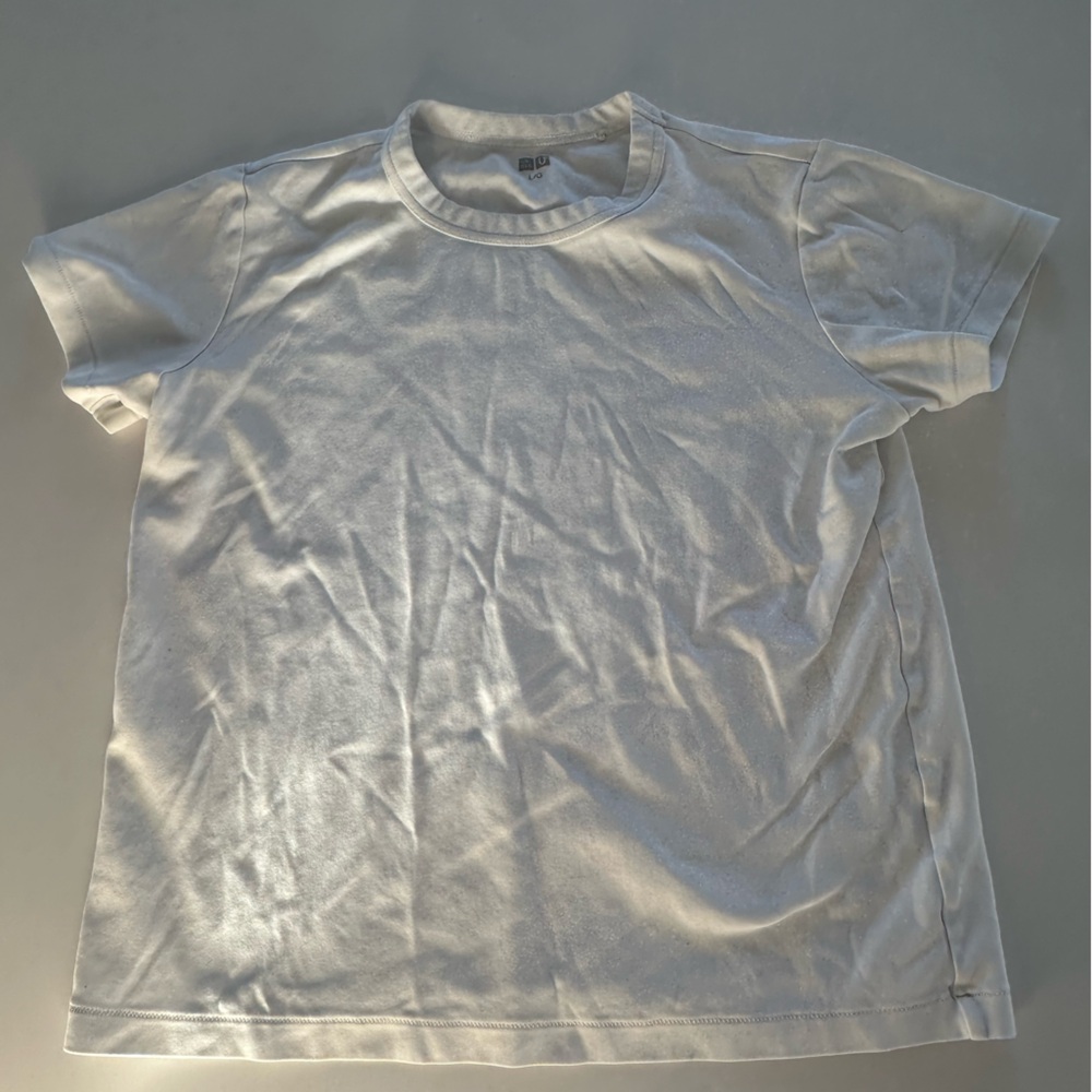 Uniqlo Classic White T-Shirt
